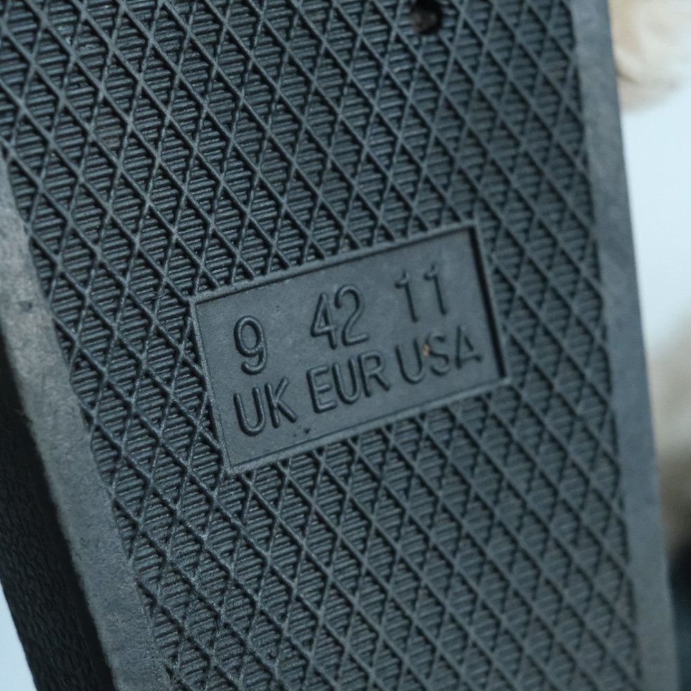 Flip Flops - Picture 4 of 6